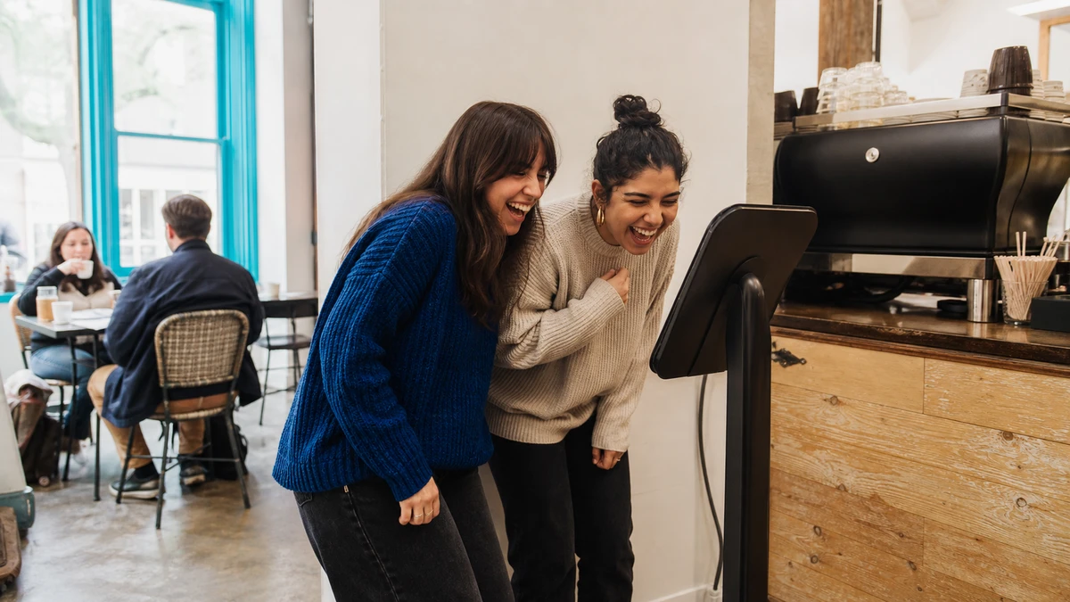 Best Photo Booth for Coffee Shops and Cafes